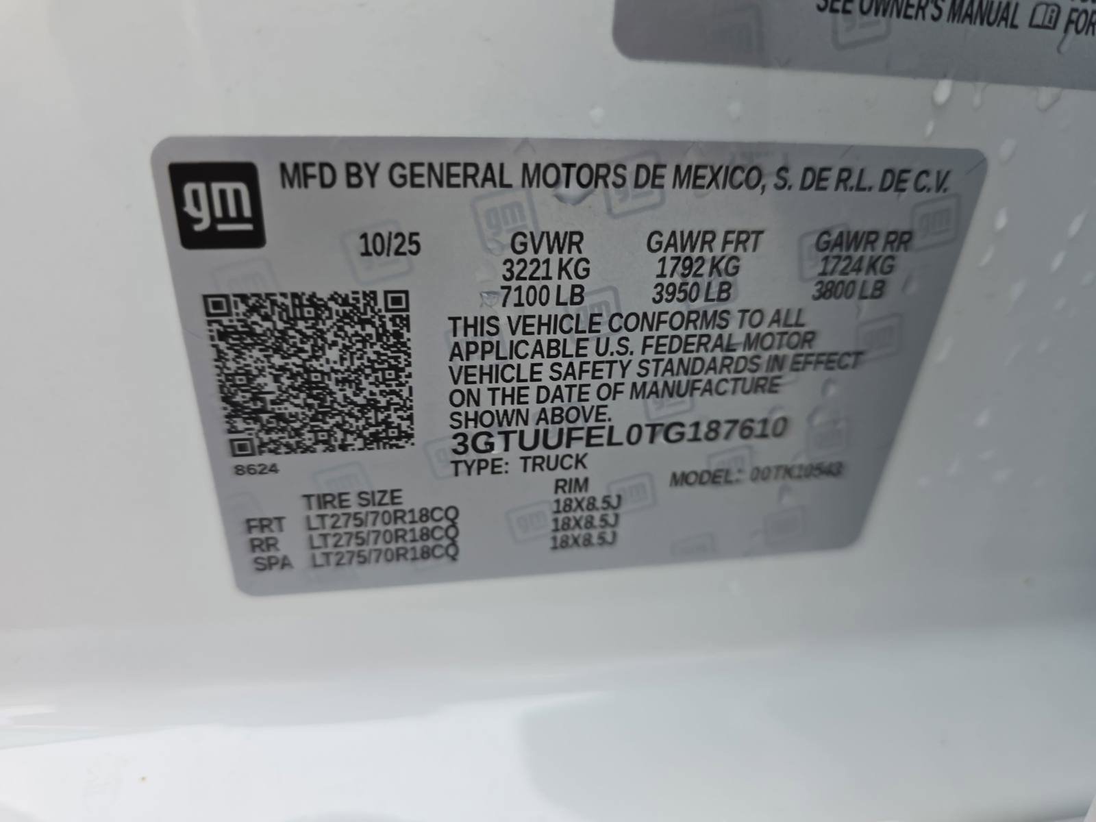 Used 2026 GMC Sierra 1500 AT4X AWD/4WD image 39