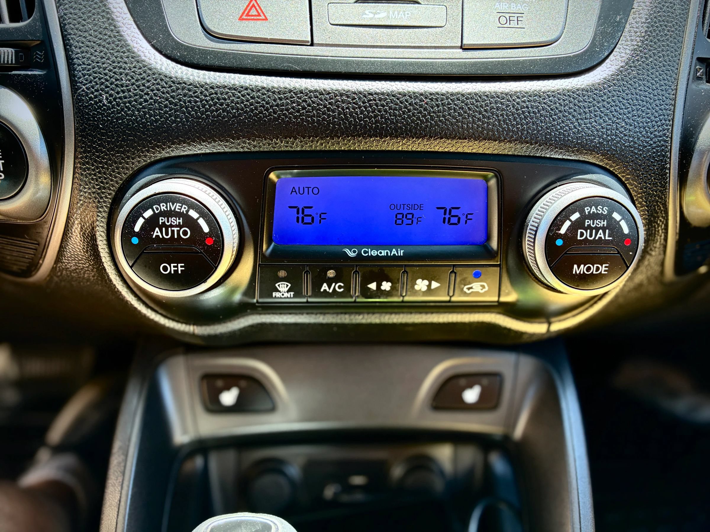 Used 2015 Hyundai Tucson Limited w/ Option Group 03 AWD/4WD image 26
