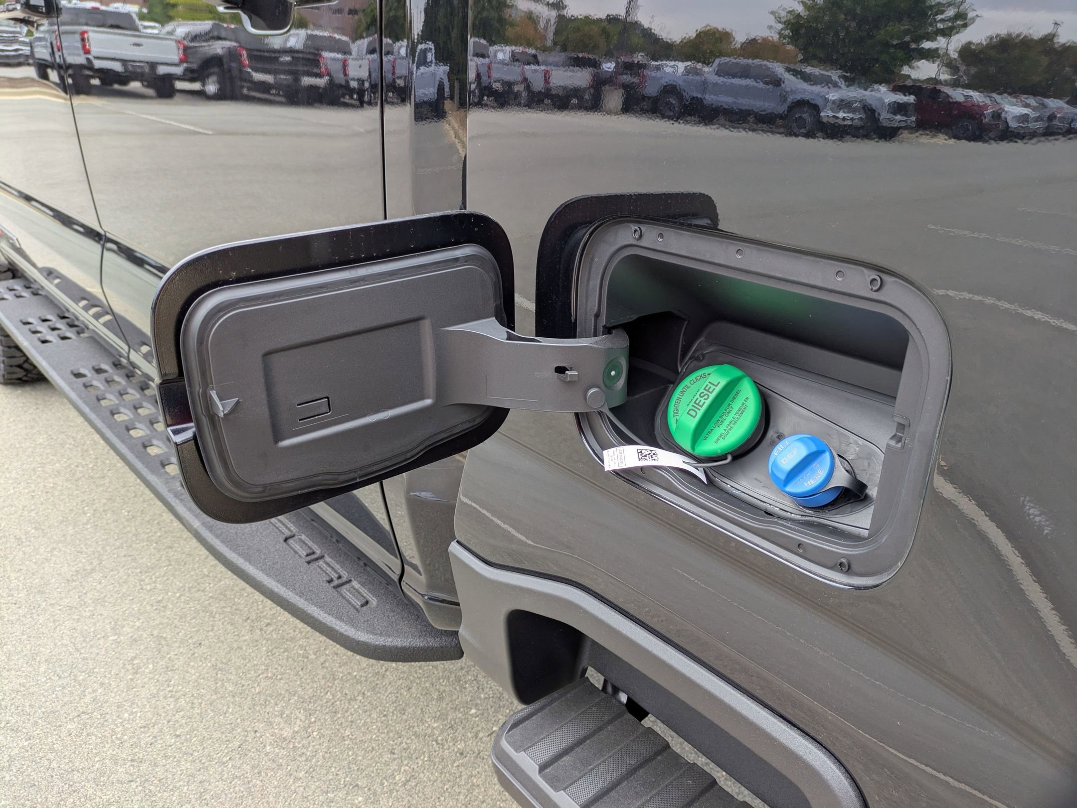 New 2026 Ford F250 Platinum w/ Tremor Off-Road Package image 34
