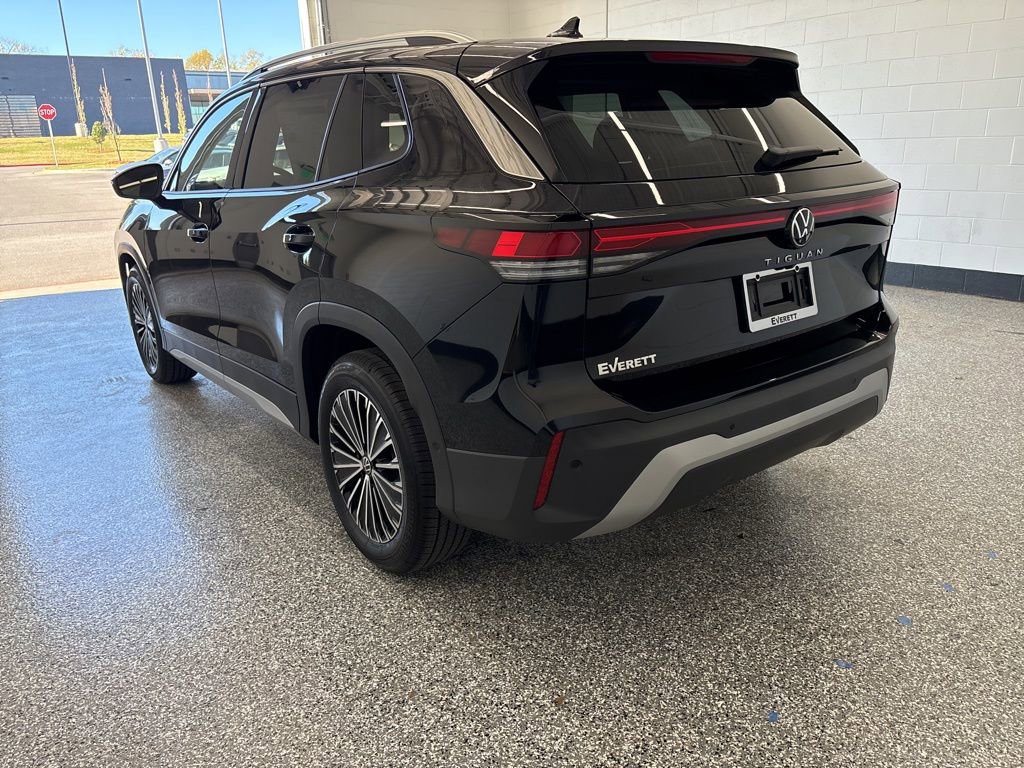 New 2026 Volkswagen Tiguan S FWD image 3