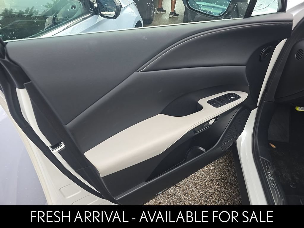 Used 2025 Lexus RX 350 Premium Plus w/ Convenience Package FWD image 10
