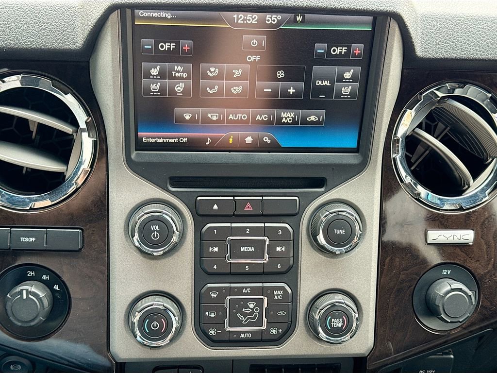 Used 2015 Ford F450 Platinum w/ FX4 Off Road Package image 16