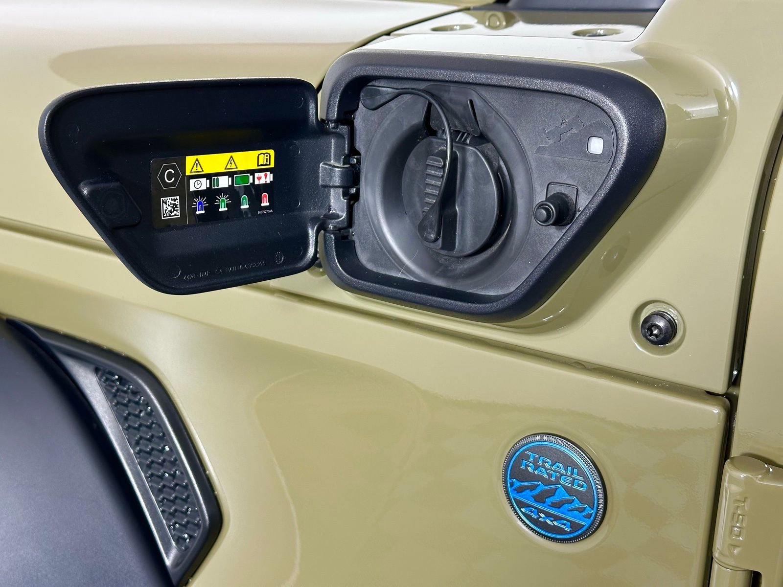 Used 2025 Jeep Wrangler Unlimited Sport S 4xe w/ Convenience Group image 13