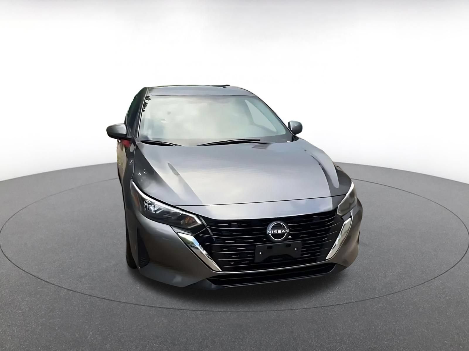 Used 2025 Nissan Sentra SV FWD image 3