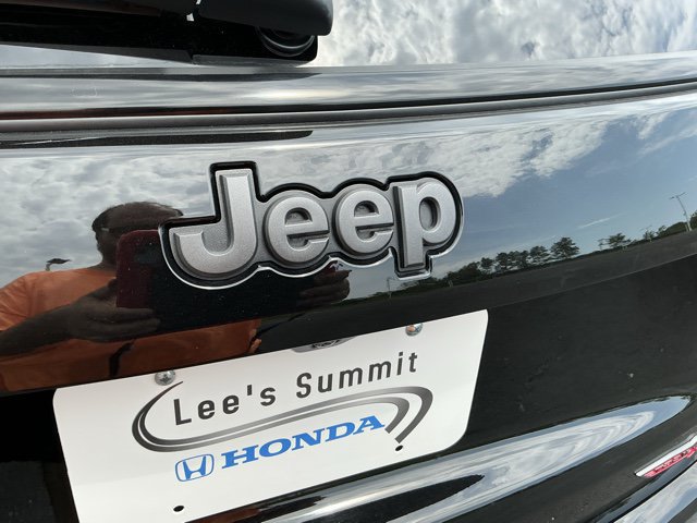 Used 2022 Jeep Compass Trailhawk AWD/4WD image 5