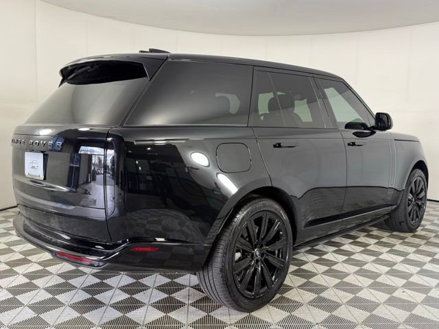 New 2025 Land Rover Range Rover SE image 9