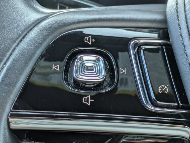 Certified 2020 Lincoln Aviator Reserve RWD image 25