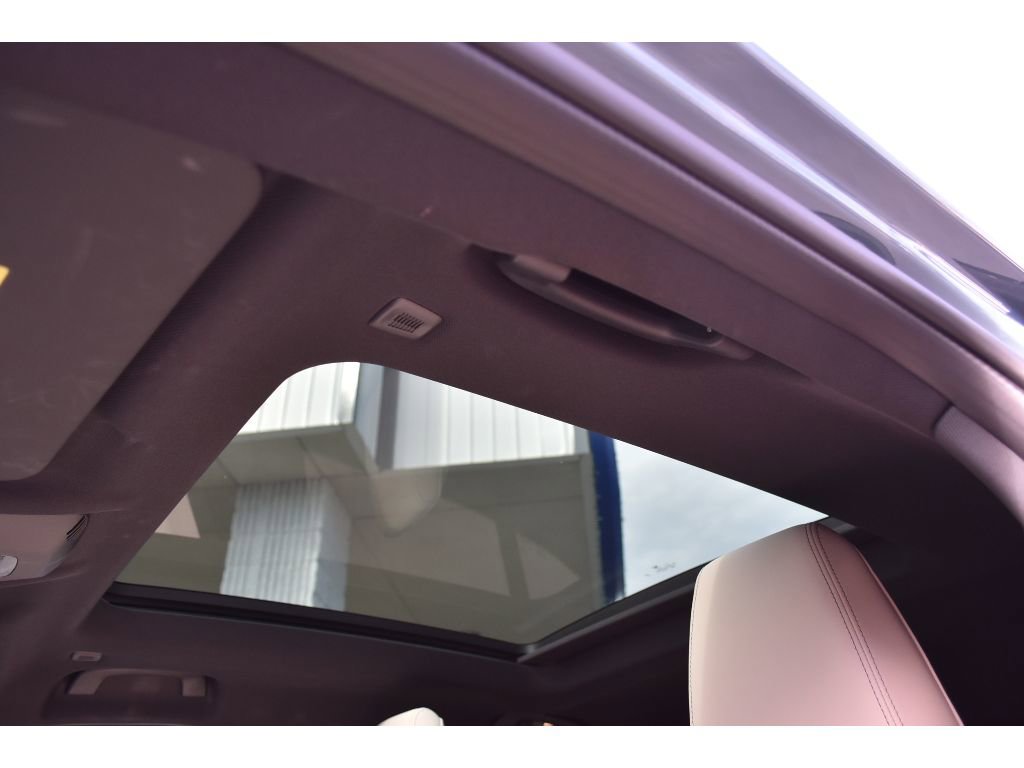 Used 2025 BMW X2 xDrive28i w/ Convenience Package image 27