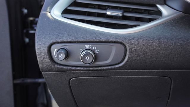 Used 2024 Chevrolet Malibu LT image 21