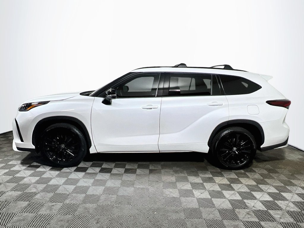 Certified 2026 Toyota Highlander XSE AWD/4WD image 4