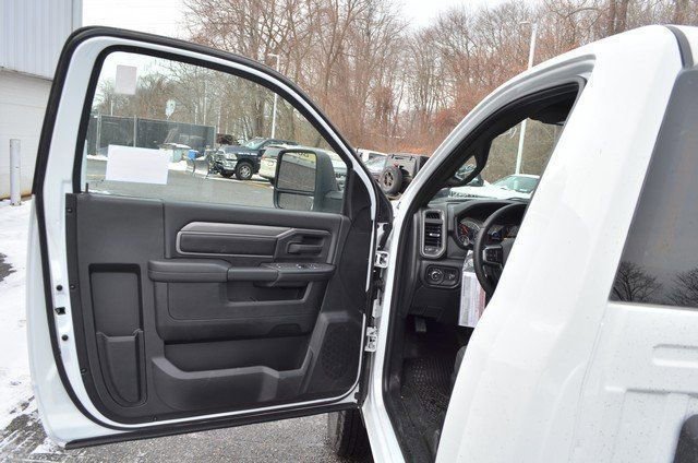 New 2026 RAM 3500 Tradesman image 13