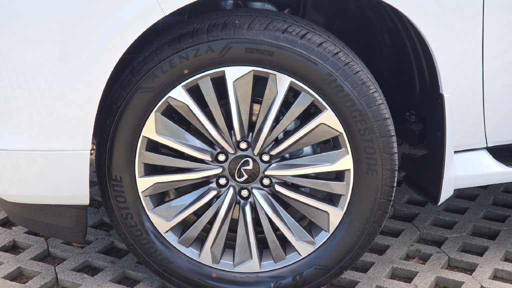 New 2027 INFINITI QX80 Luxe w/ Cargo Package AWD/4WD image 12