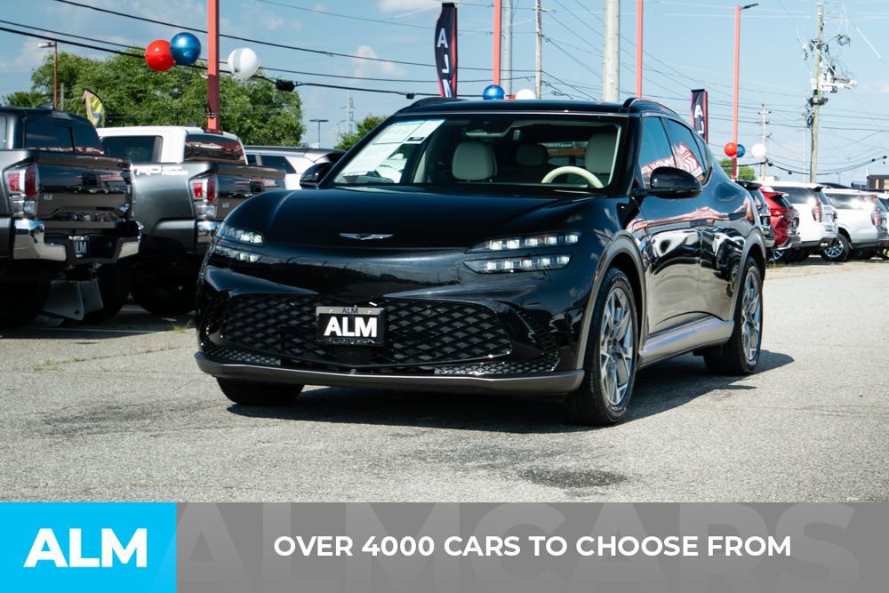 Used 2024 Genesis GV60 RWD image 3