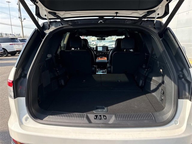 New 2025 Lincoln Aviator Black Label w/ Black Label Special Edition image 11