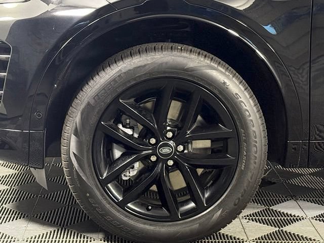 New 2026 Land Rover Discovery Sport Landmark AWD/4WD image 11