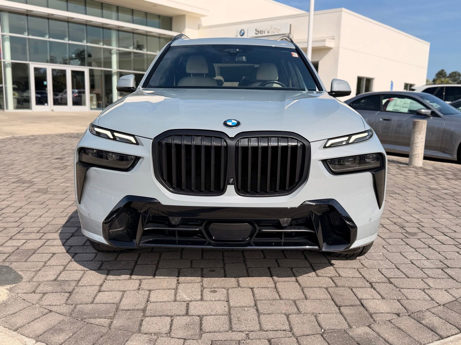 Used 2024 BMW X7 xDrive40i w/ Executive Package AWD/4WD image 6