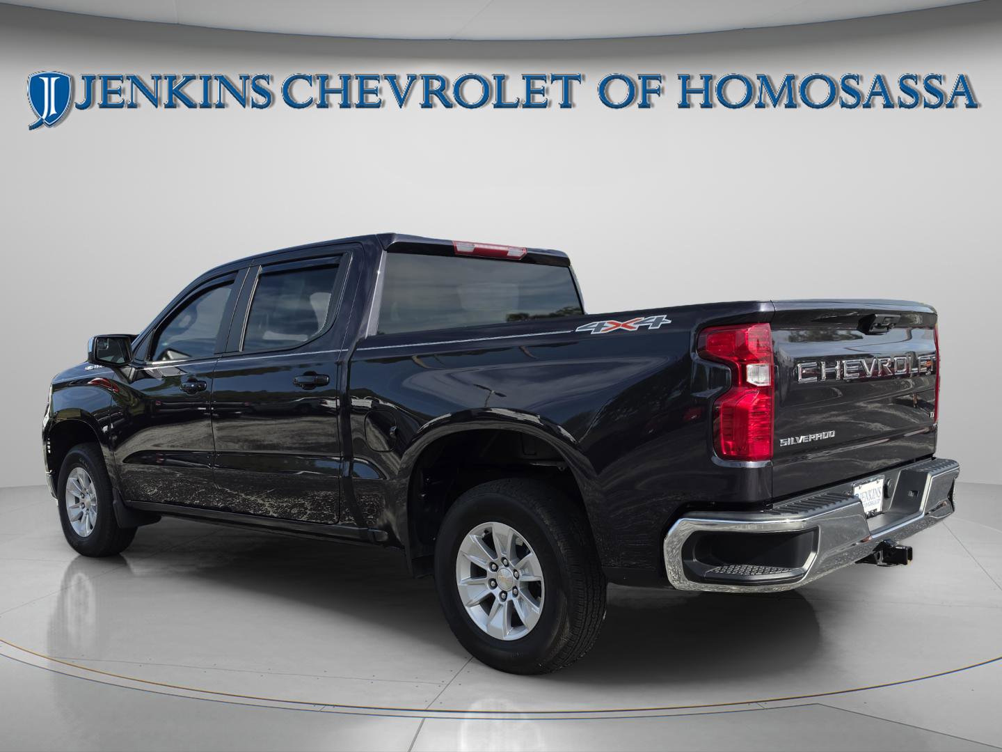 Used 2024 Chevrolet Silverado 1500 LT image 7