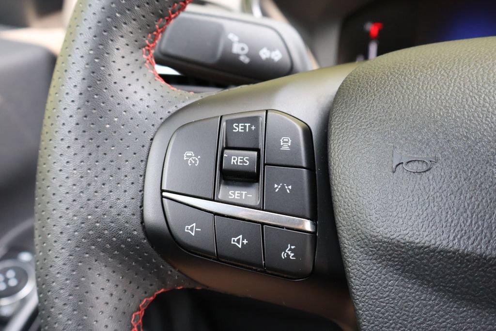 Used 2024 Ford Escape ST-Line w/ Tech Pack #1 AWD/4WD image 29