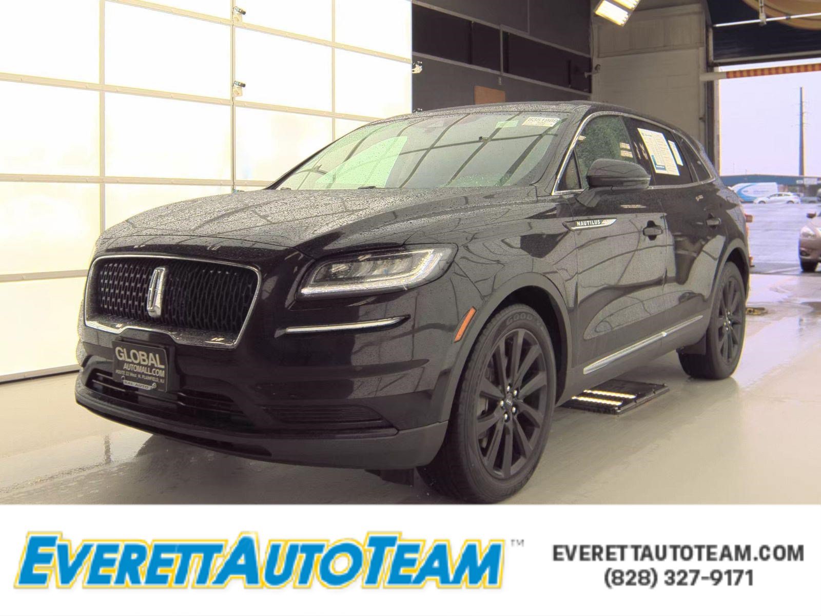 Used 2022 Lincoln Nautilus Reserve w/ Monochromatic Package AWD/4WD image 1