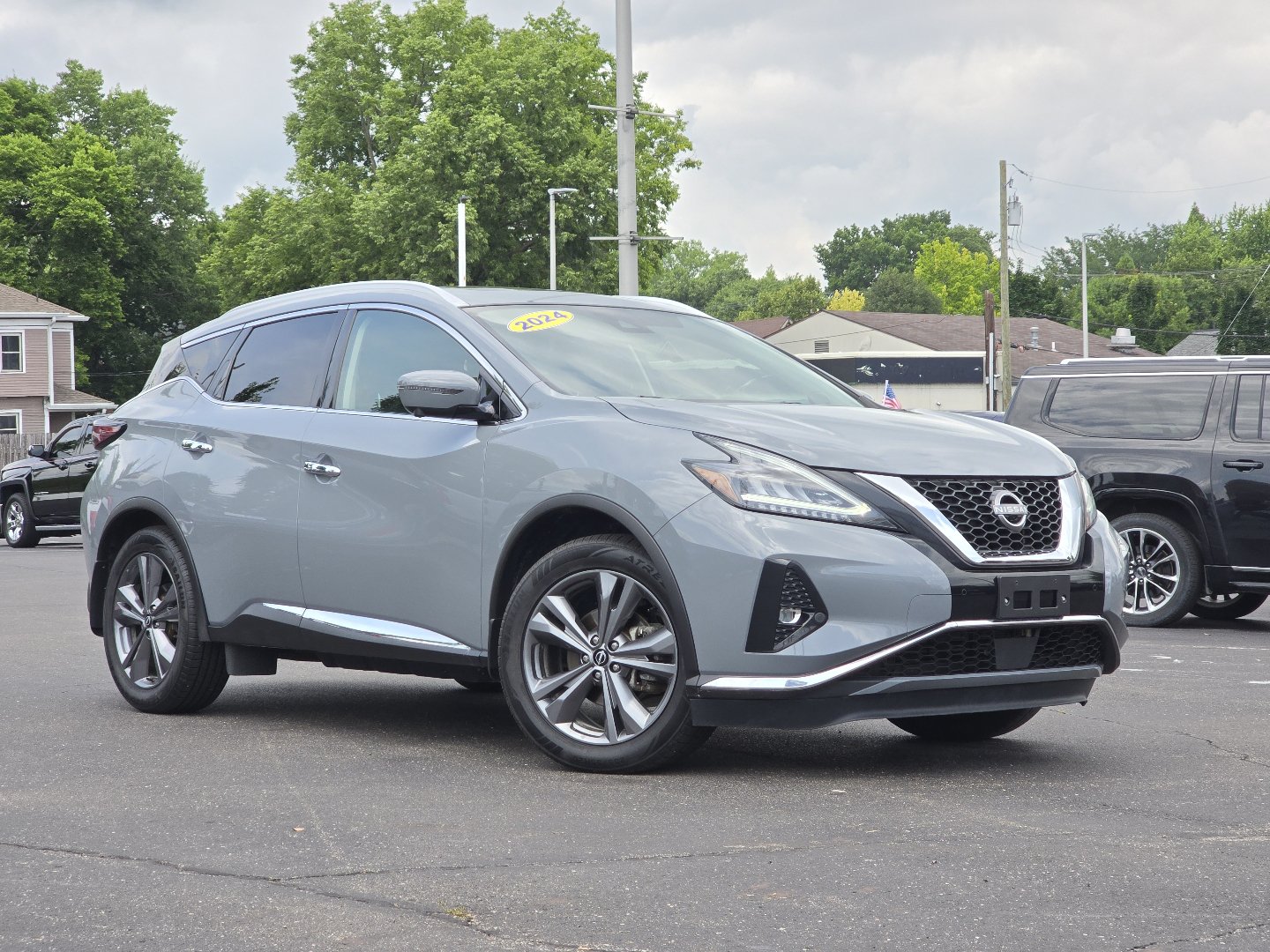 Used 2024 Nissan Murano Platinum AWD/4WD image 2