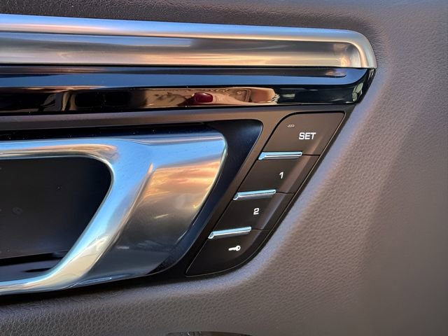 Used 2017 Porsche Macan image 10