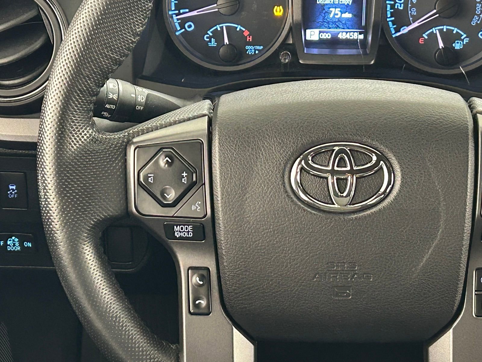 Used 2021 Toyota Tacoma TRD Off-Road w/ Technology Package image 12