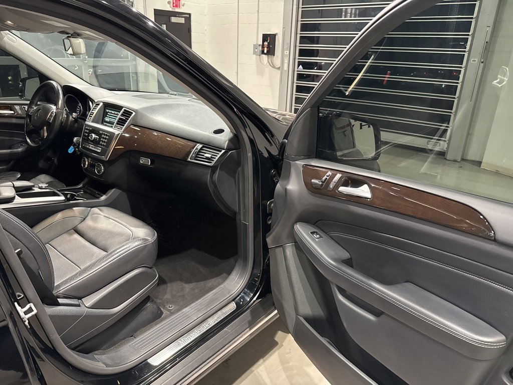 Used 2015 Mercedes-Benz ML 350 2WD image 35