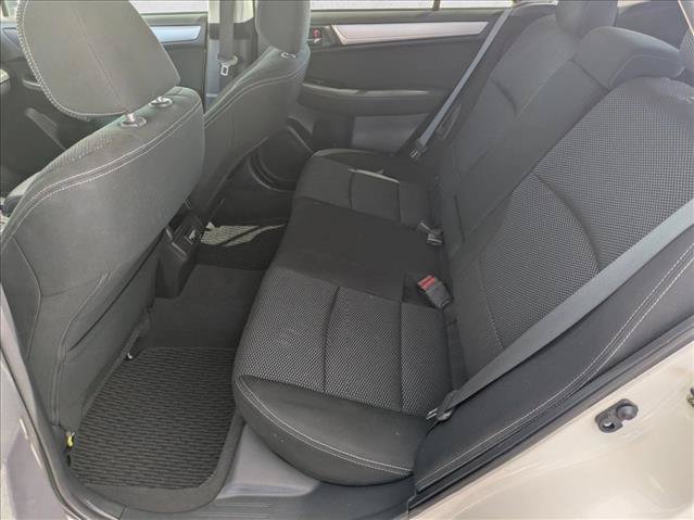 Used 2018 Subaru Outback 2.5i Premium AWD/4WD image 16