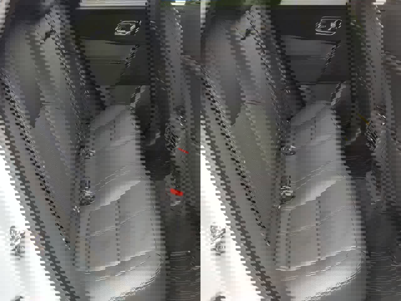 Certified 2024 Land Rover Range Rover Velar Dynamic SE image 21