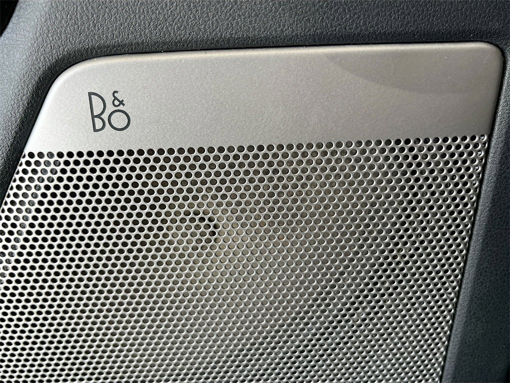 Used 2022 Ford F150 Lariat image 19