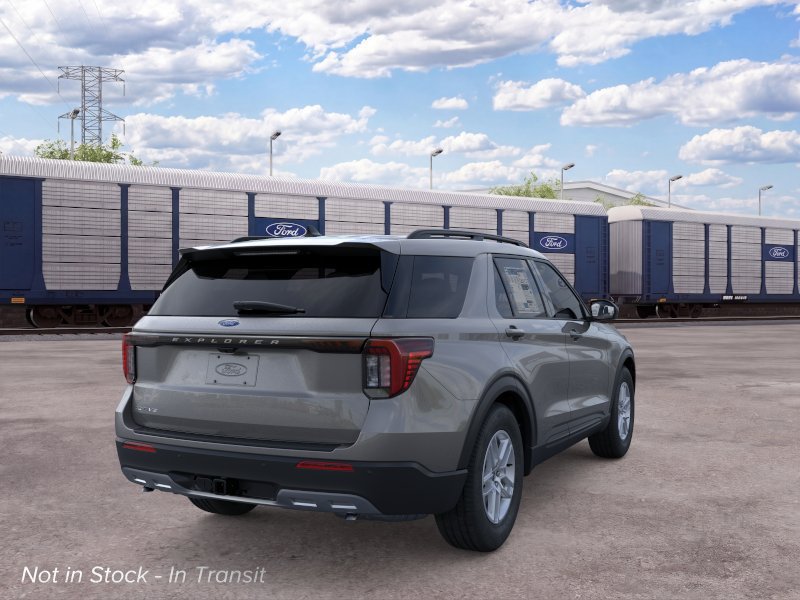 New 2026 Ford Explorer Active w/ Active Comfort Package RWD image 8