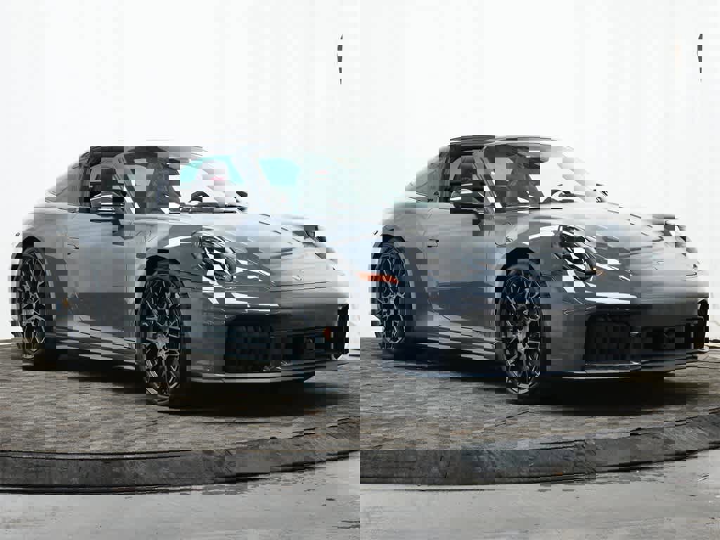 Used 2025 Porsche 911 Targa 4 GTS image 9