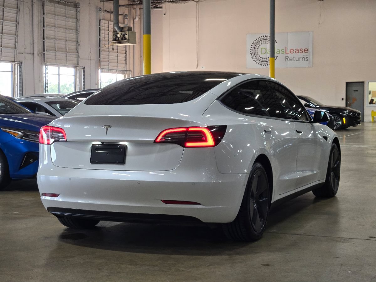 Used 2022 Tesla Model 3 Standard Range RWD image 12
