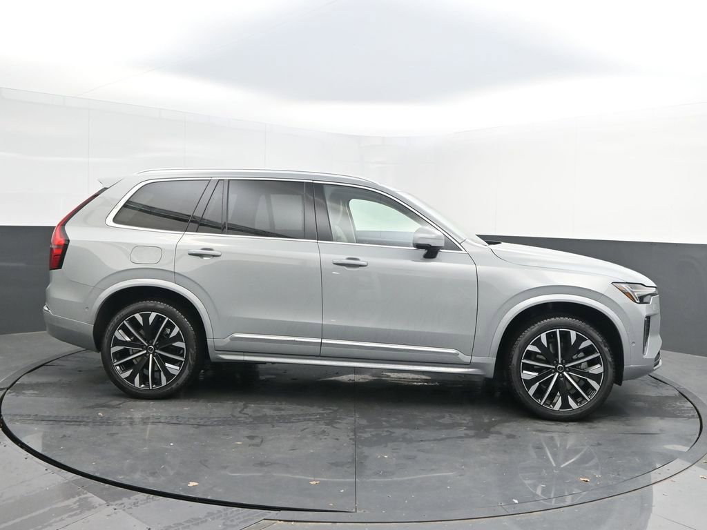 New 2026 Volvo XC90 B6 Ultra w/ Protection Package image 8