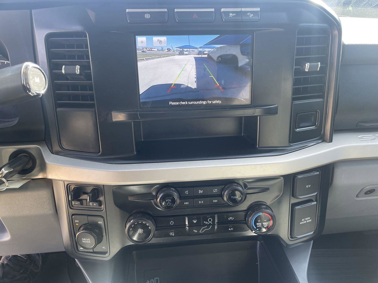 Used 2024 Ford F250 XLT w/ FX4 Off-Road Package AWD/4WD image 16