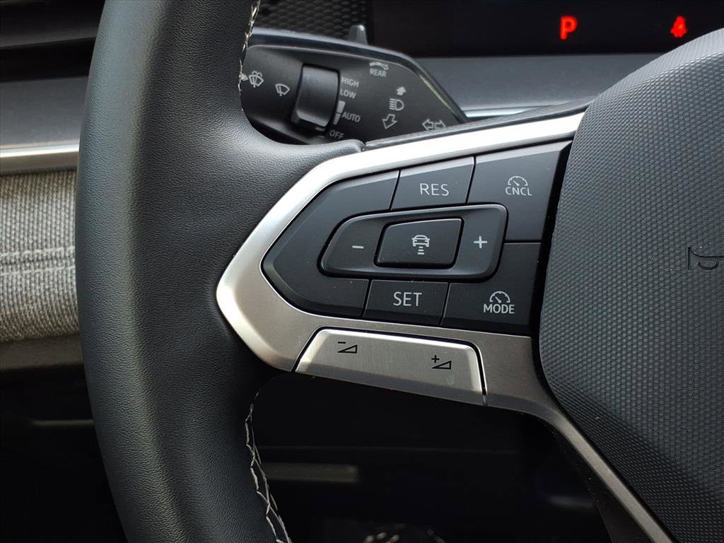 Certified 2025 Volkswagen Tiguan S image 29