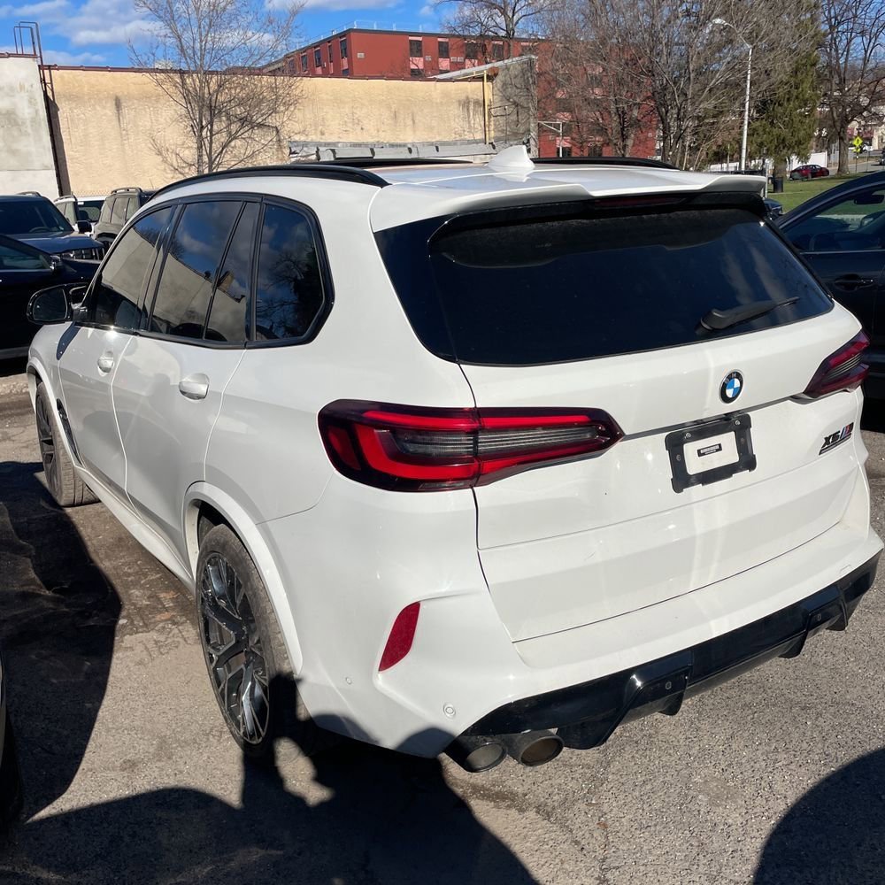 Used 2021 BMW X5 M w/ Competition Package AWD/4WD image 6