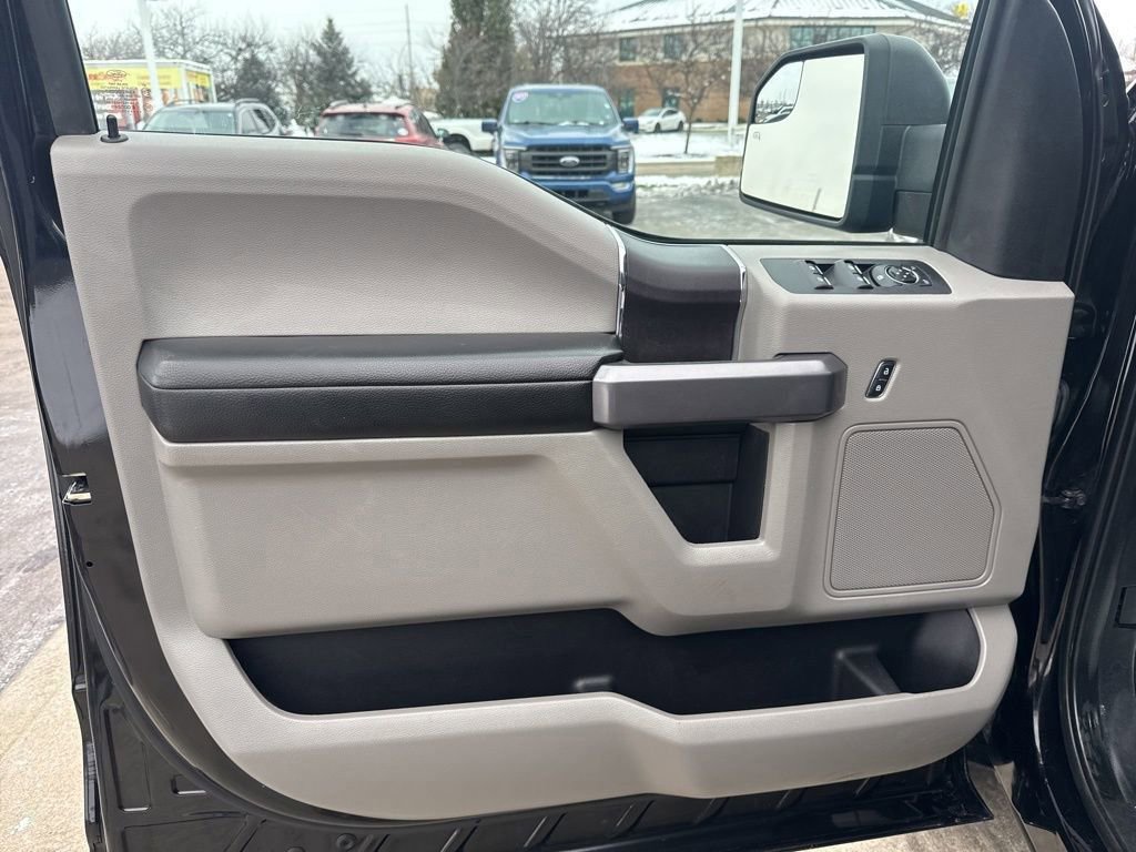 Used 2019 Ford F150 XLT w/ Equipment Group 301A Mid image 19