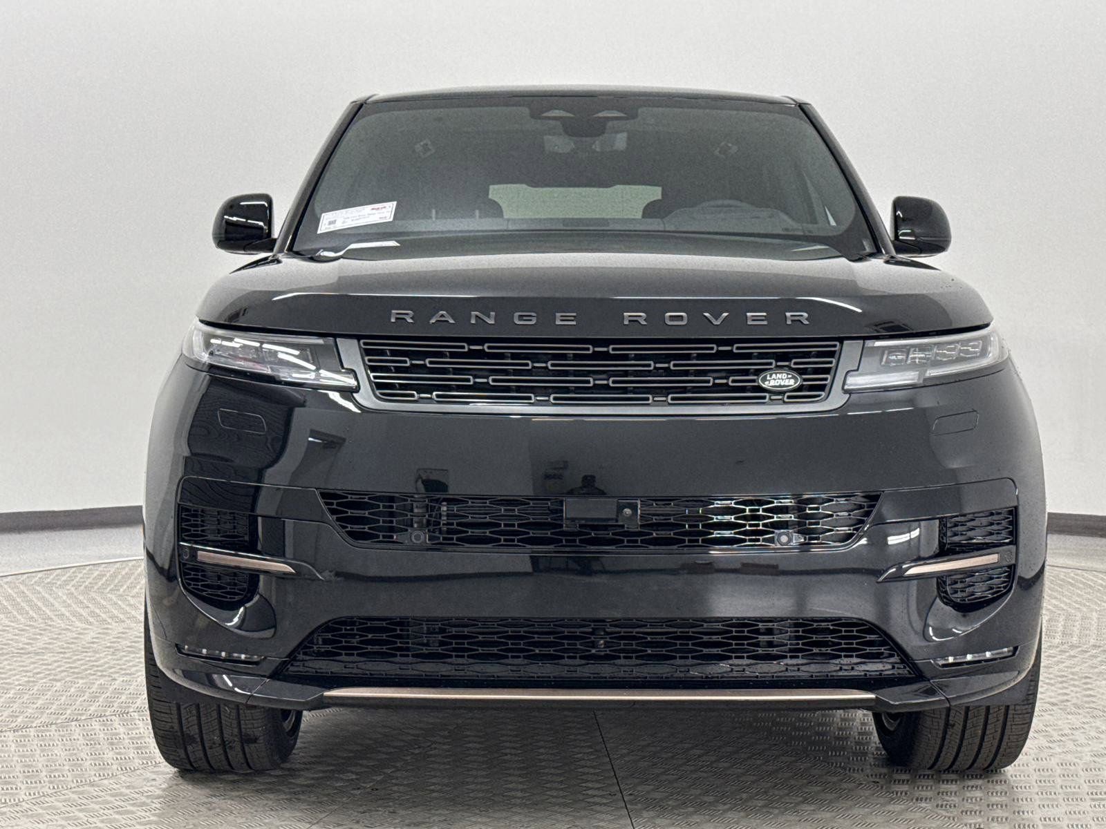 New 2025 Land Rover Range Rover Sport Dynamic SE image 6