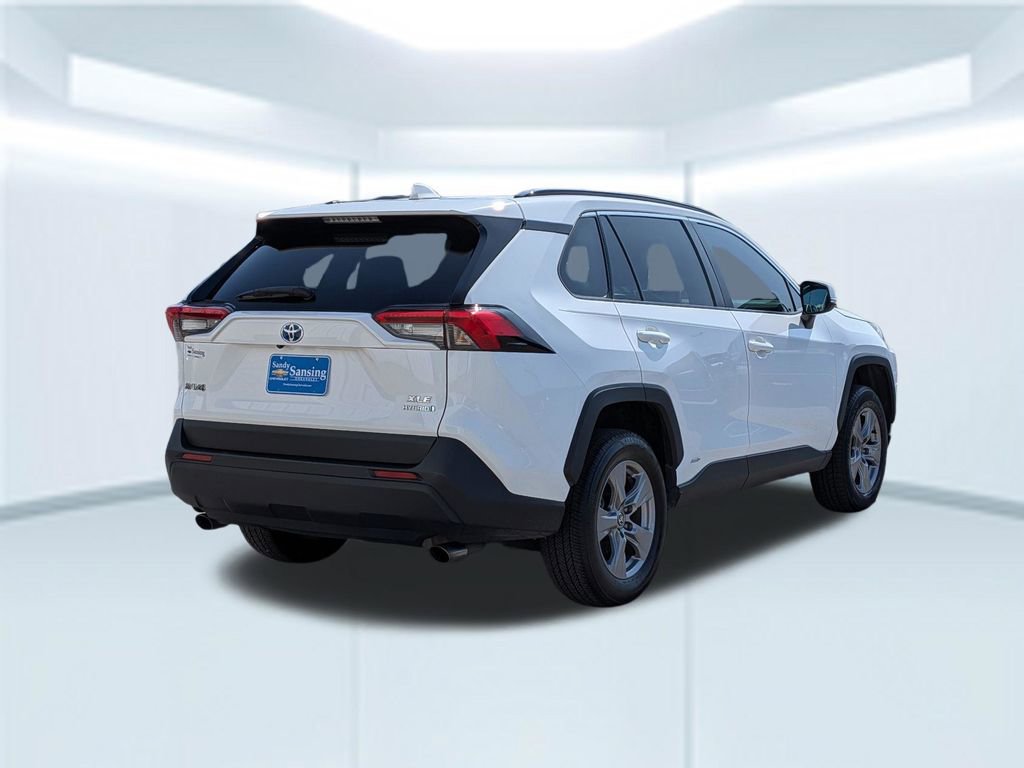 Used 2023 Toyota RAV4 XLE w/ Convenience Package AWD/4WD image 6
