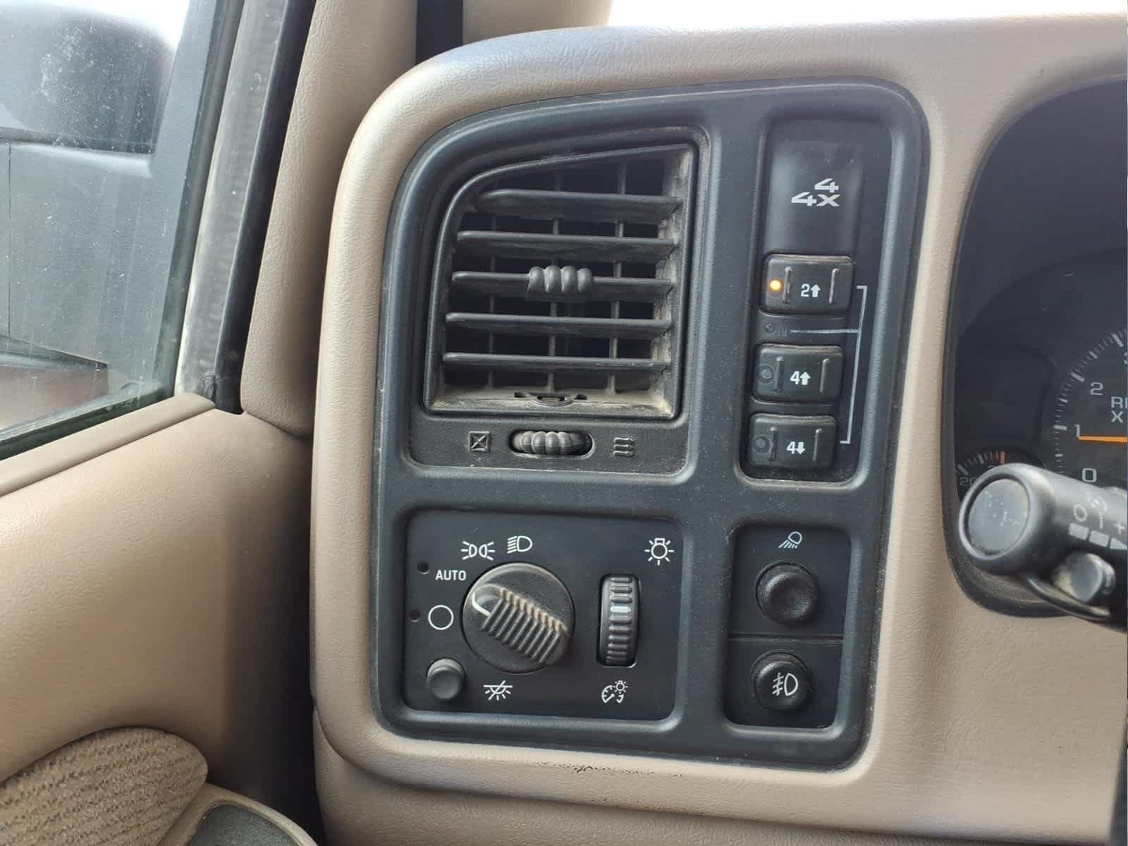 Used 2003 GMC Sierra 2500 SLE w/ Skid Plate Package AWD/4WD image 13