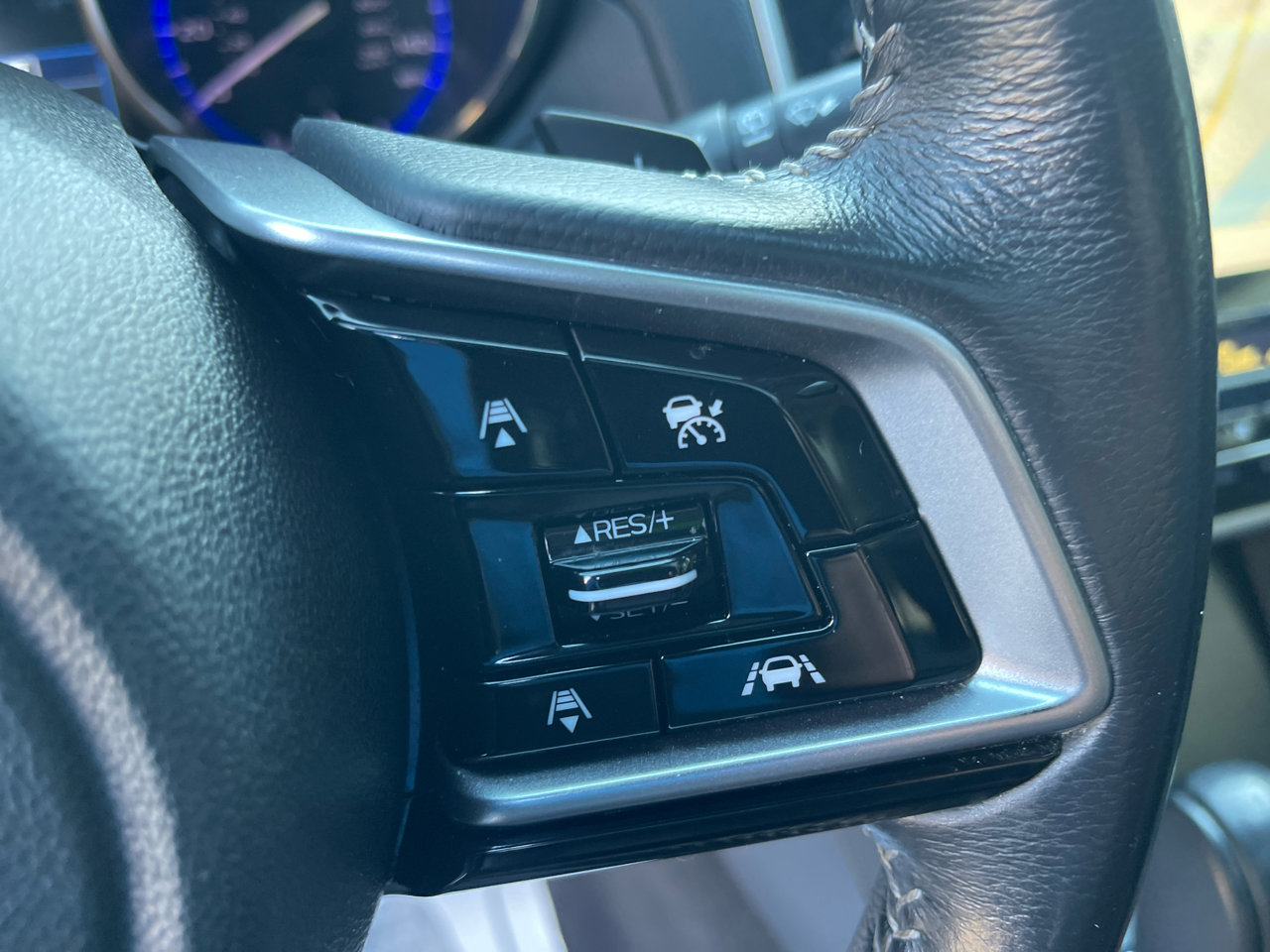 Used 2018 Subaru Outback 2.5i Limited image 17