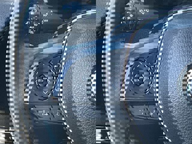 Used 2023 Toyota Corolla Cross XSE w/ Convenience Package image 13