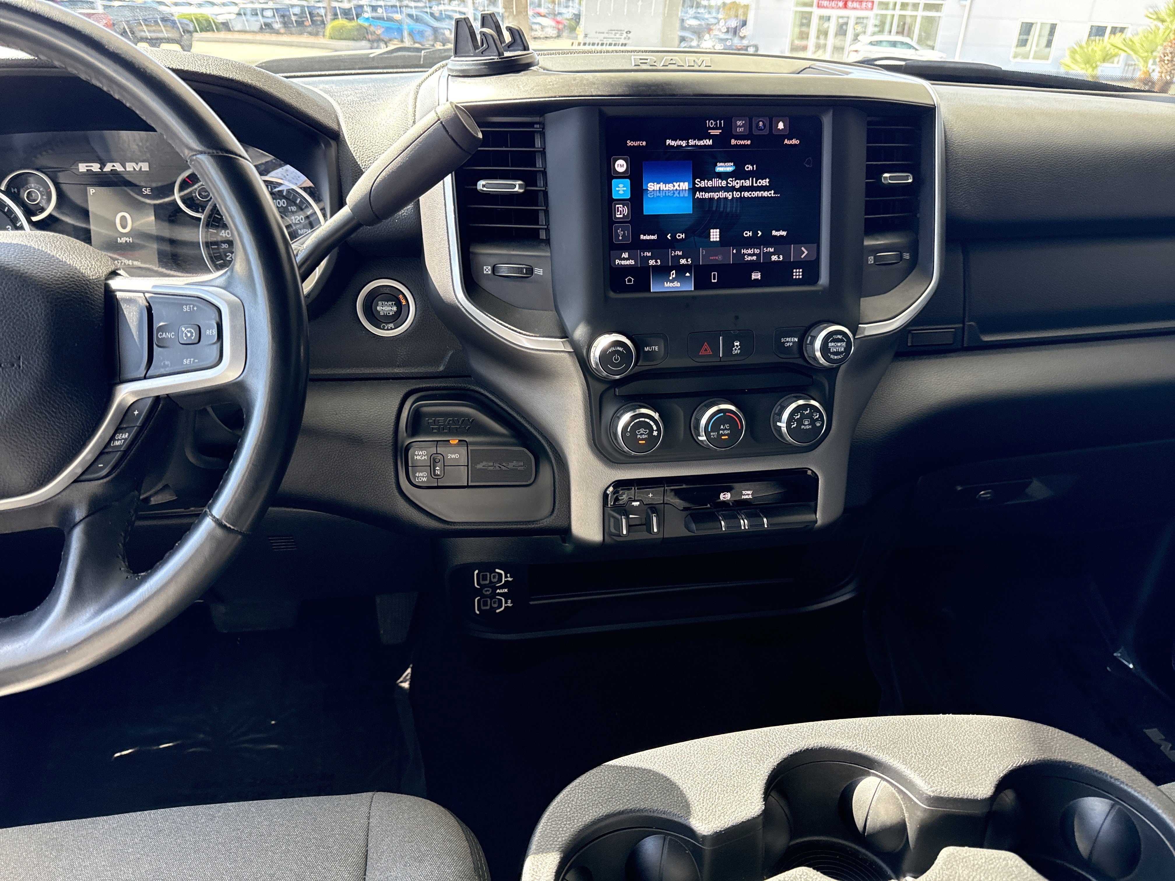 Used 2024 RAM 3500 Big Horn AWD/4WD image 27
