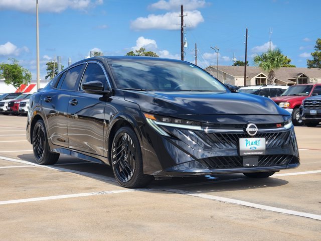 Used 2026 Nissan Sentra SR w/ Floor Mat Package FWD image 3