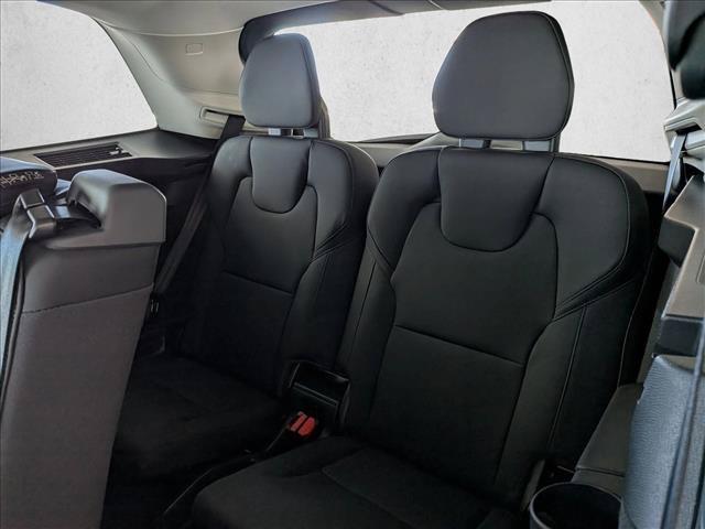 New 2026 Volvo XC90 B5 Core AWD/4WD image 18