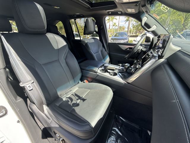 Used 2024 Lexus LX 600 F Sport image 26