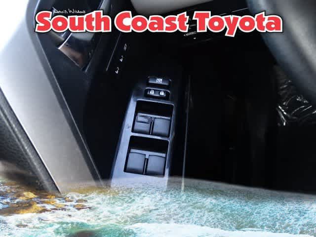 Used 2018 Toyota RAV4 Limited w/ Advanced Technology Package AWD/4WD image 37