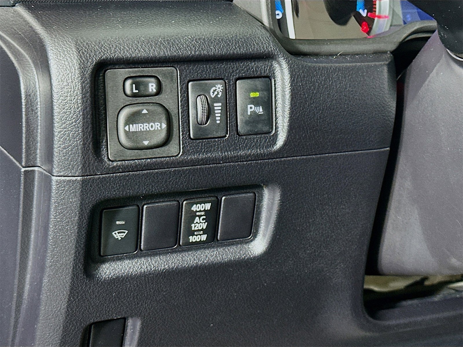 Used 2016 Toyota 4Runner Limited image 10