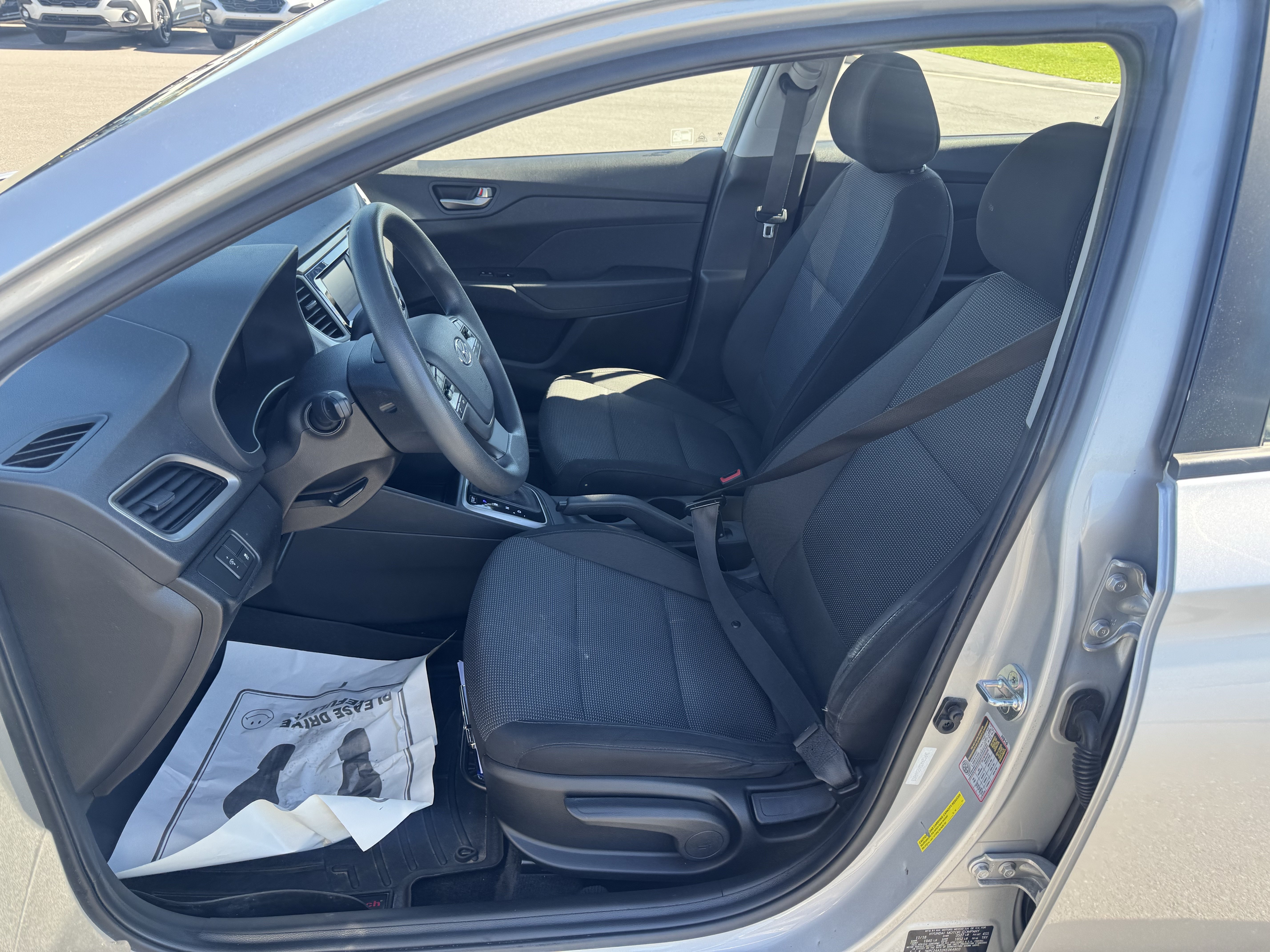 Used 2019 Hyundai Accent SE FWD image 12
